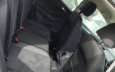 Volkswagen T-Roc I, 2022 год, 1 811 000 рублей, 18 фотография