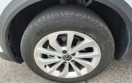 Volkswagen T-Roc I, 2022 год, 1 811 000 рублей, 28 фотография