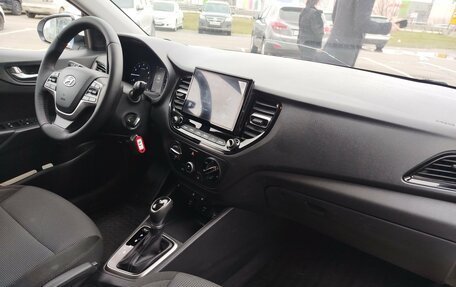 Hyundai Solaris II рестайлинг, 2020 год, 1 400 000 рублей, 10 фотография