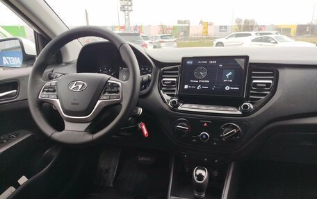 Hyundai Solaris II рестайлинг, 2020 год, 1 400 000 рублей, 11 фотография