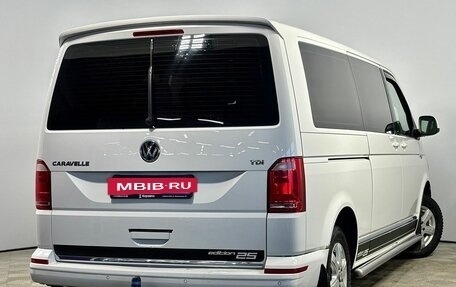 Volkswagen Caravelle T6 рестайлинг, 2017 год, 2 350 000 рублей, 6 фотография