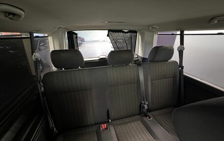 Volkswagen Caravelle T6 рестайлинг, 2017 год, 2 350 000 рублей, 15 фотография