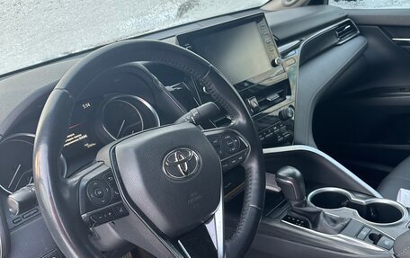 Toyota Camry, 2022 год, 3 950 000 рублей, 7 фотография