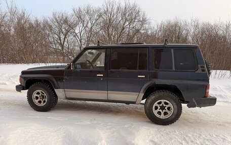 Nissan Patrol, 1996 год, 650 000 рублей, 4 фотография