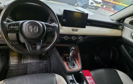 Honda Vezel, 2022 год, 2 450 000 рублей, 7 фотография