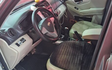 Lifan X60 I рестайлинг, 2013 год, 395 000 рублей, 7 фотография