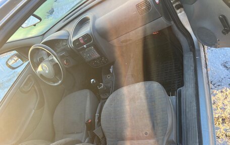 Opel Corsa C рестайлинг, 2000 год, 125 000 рублей, 8 фотография