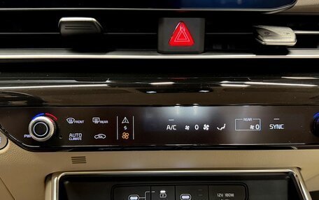 KIA Carnival, 2023 год, 9 900 000 рублей, 12 фотография