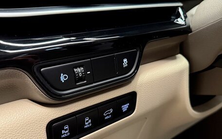 KIA Carnival, 2023 год, 9 900 000 рублей, 29 фотография