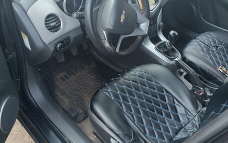 Chevrolet Cruze II, 2010 год, 450 000 рублей, 30 фотография