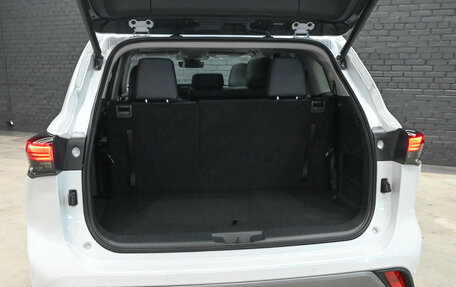 Toyota Highlander, 2025 год, 5 720 000 рублей, 6 фотография
