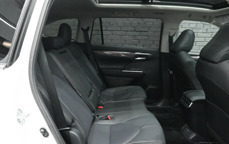 Toyota Highlander, 2025 год, 5 720 000 рублей, 11 фотография