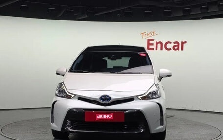 Toyota Prius v (+) I (ZVW40/41) рестайлинг, 2017 год, 1 710 202 рублей, 1 фотография