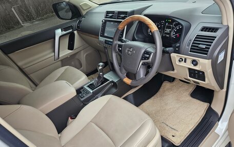 Toyota Land Cruiser Prado 150 рестайлинг 2, 2019 год, 5 100 000 рублей, 9 фотография
