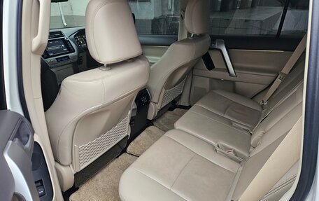 Toyota Land Cruiser Prado 150 рестайлинг 2, 2019 год, 5 100 000 рублей, 14 фотография