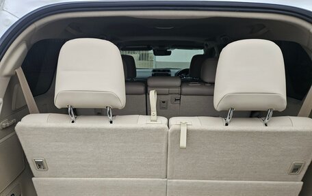 Toyota Land Cruiser Prado 150 рестайлинг 2, 2019 год, 5 100 000 рублей, 15 фотография