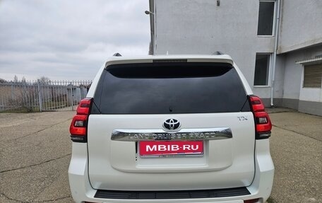 Toyota Land Cruiser Prado 150 рестайлинг 2, 2019 год, 5 100 000 рублей, 6 фотография