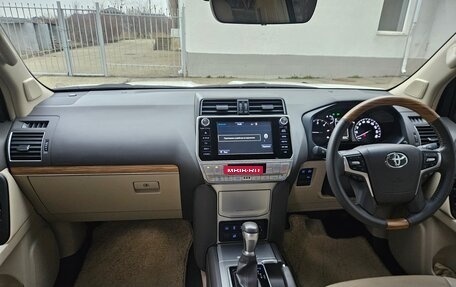 Toyota Land Cruiser Prado 150 рестайлинг 2, 2019 год, 5 100 000 рублей, 12 фотография