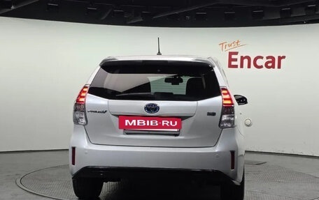 Toyota Prius v (+) I (ZVW40/41) рестайлинг, 2017 год, 1 710 202 рублей, 4 фотография