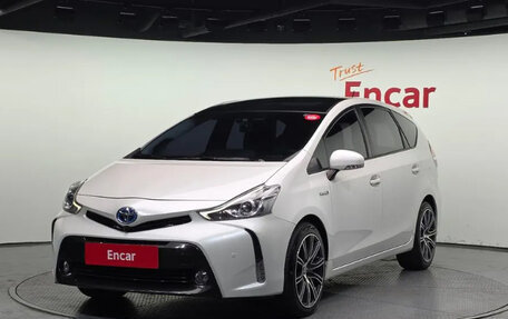 Toyota Prius v (+) I (ZVW40/41) рестайлинг, 2017 год, 1 710 202 рублей, 9 фотография