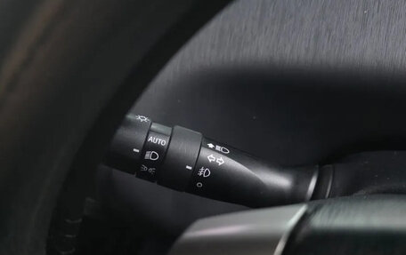 Toyota Prius v (+) I (ZVW40/41) рестайлинг, 2017 год, 1 710 202 рублей, 8 фотография