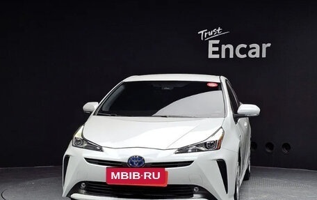 Toyota Prius IV XW50, 2022 год, 1 920 202 рублей, 1 фотография