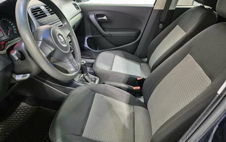 Volkswagen Polo VI (EU Market), 2011 год, 665 000 рублей, 12 фотография