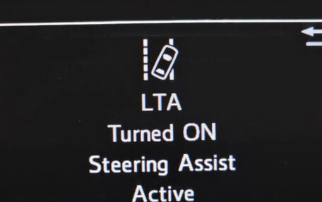 Toyota Prius IV XW50, 2021 год, 2 100 202 рублей, 18 фотография