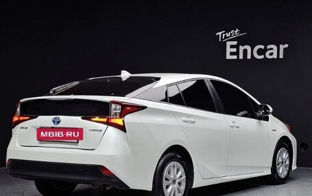 Toyota Prius IV XW50, 2022 год, 1 920 202 рублей, 5 фотография
