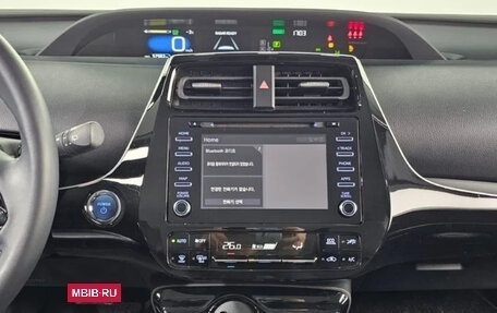 Toyota Prius IV XW50, 2021 год, 2 100 202 рублей, 13 фотография