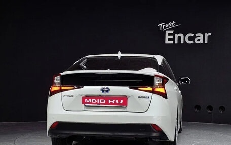 Toyota Prius IV XW50, 2022 год, 1 920 202 рублей, 4 фотография