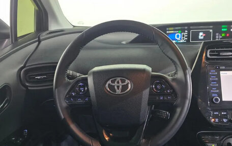 Toyota Prius IV XW50, 2021 год, 2 000 202 рублей, 9 фотография