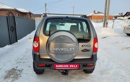 Chevrolet Niva I рестайлинг, 2018 год, 599 000 рублей, 7 фотография