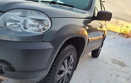 Chevrolet Niva I рестайлинг, 2018 год, 599 000 рублей, 9 фотография