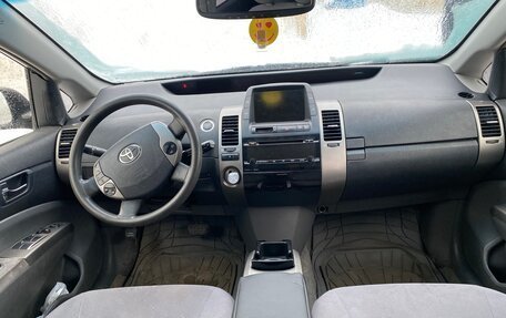 Toyota Prius, 2007 год, 545 000 рублей, 5 фотография