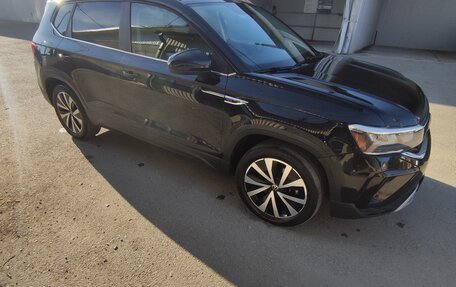 Volkswagen Taos, 2022 год, 2 100 000 рублей, 5 фотография