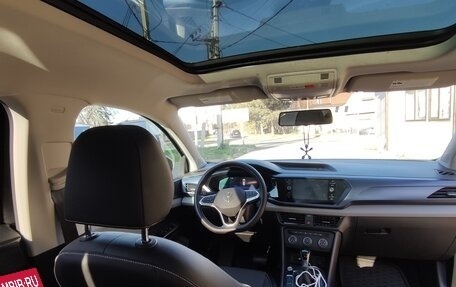 Volkswagen Taos, 2022 год, 2 100 000 рублей, 10 фотография