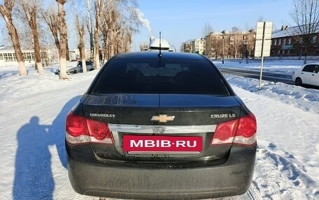 Chevrolet Cruze II, 2010 год, 599 000 рублей, 5 фотография