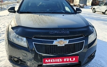 Chevrolet Cruze II, 2010 год, 599 000 рублей, 9 фотография