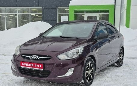 Hyundai Solaris II рестайлинг, 2013 год, 860 000 рублей, 1 фотография
