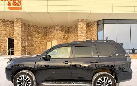 Toyota Land Cruiser Prado 150 рестайлинг 2, 2021 год, 6 900 000 рублей, 4 фотография