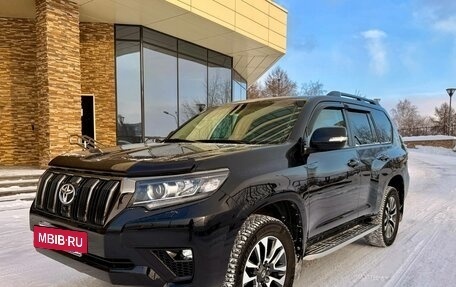 Toyota Land Cruiser Prado 150 рестайлинг 2, 2021 год, 6 900 000 рублей, 2 фотография