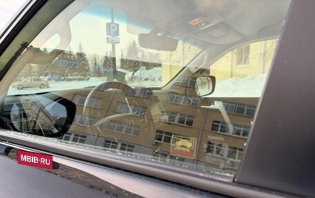 Toyota Land Cruiser Prado 150 рестайлинг 2, 2021 год, 6 900 000 рублей, 13 фотография