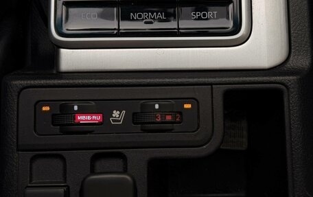 Toyota Land Cruiser Prado 150 рестайлинг 2, 2021 год, 6 900 000 рублей, 17 фотография