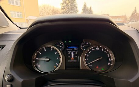 Toyota Land Cruiser Prado 150 рестайлинг 2, 2021 год, 6 900 000 рублей, 20 фотография