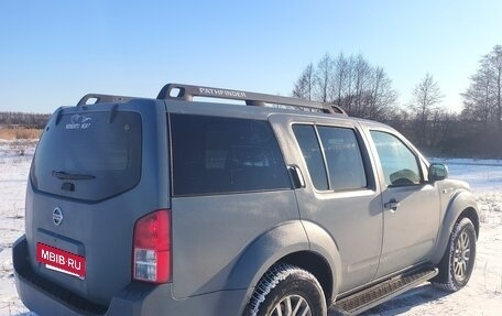 Nissan Pathfinder, 2006 год, 820 000 рублей, 3 фотография