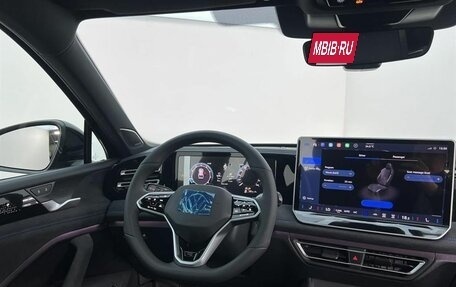 Volkswagen Tiguan, 2025 год, 5 050 000 рублей, 13 фотография