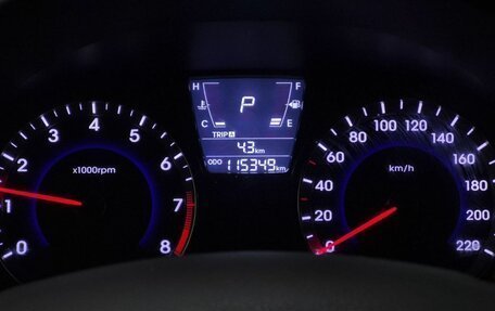 Hyundai Solaris II рестайлинг, 2013 год, 860 000 рублей, 13 фотография