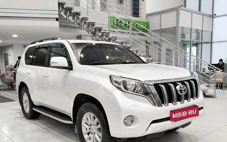 Toyota Land Cruiser Prado 150 рестайлинг 2, 2015 год, 3 990 000 рублей, 3 фотография