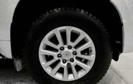 Toyota Land Cruiser Prado 150 рестайлинг 2, 2015 год, 3 990 000 рублей, 22 фотография